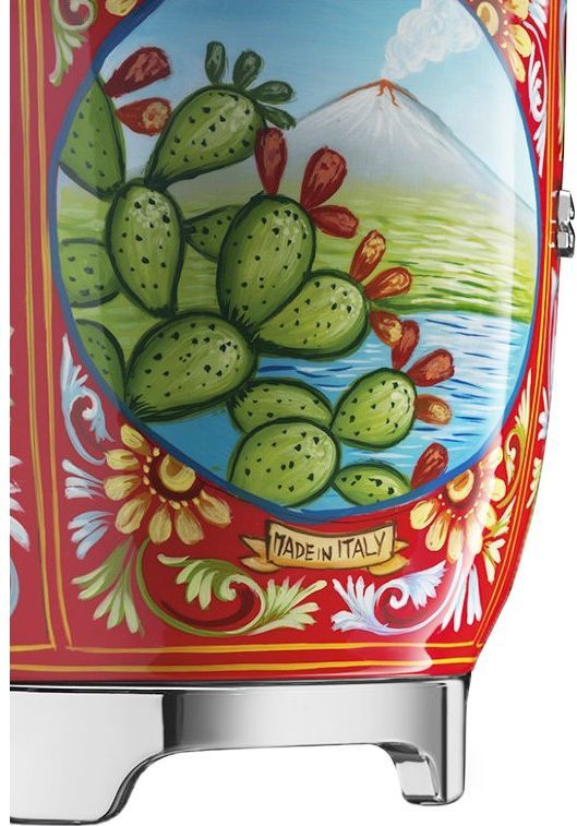 Соковыжималка SMEG CJF 01 DGEU - ракурс 3