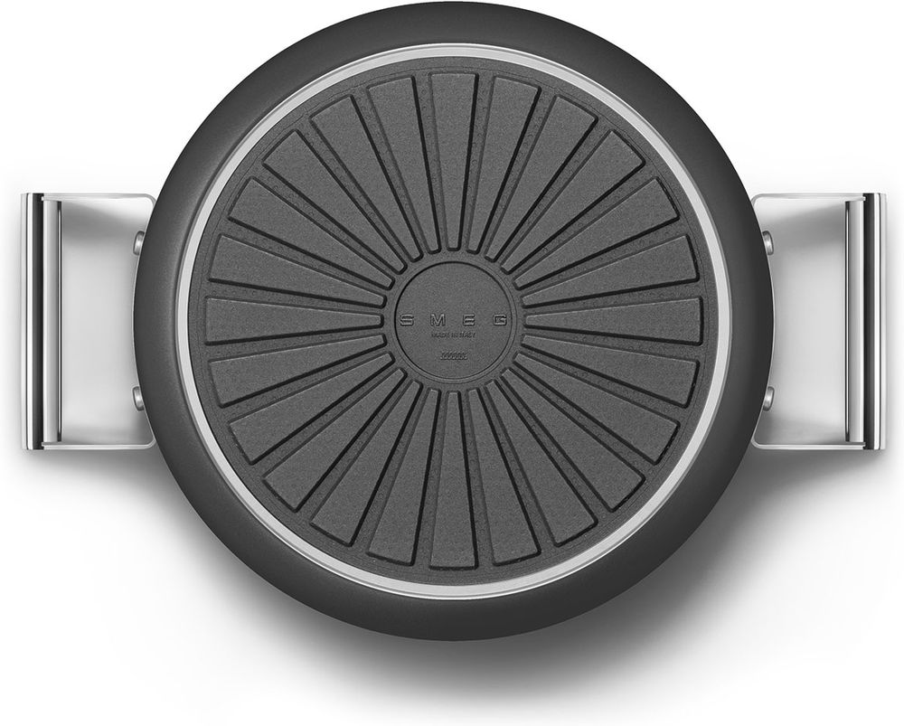 Кастрюля SMEG CKFC 2611BLM - ракурс 3