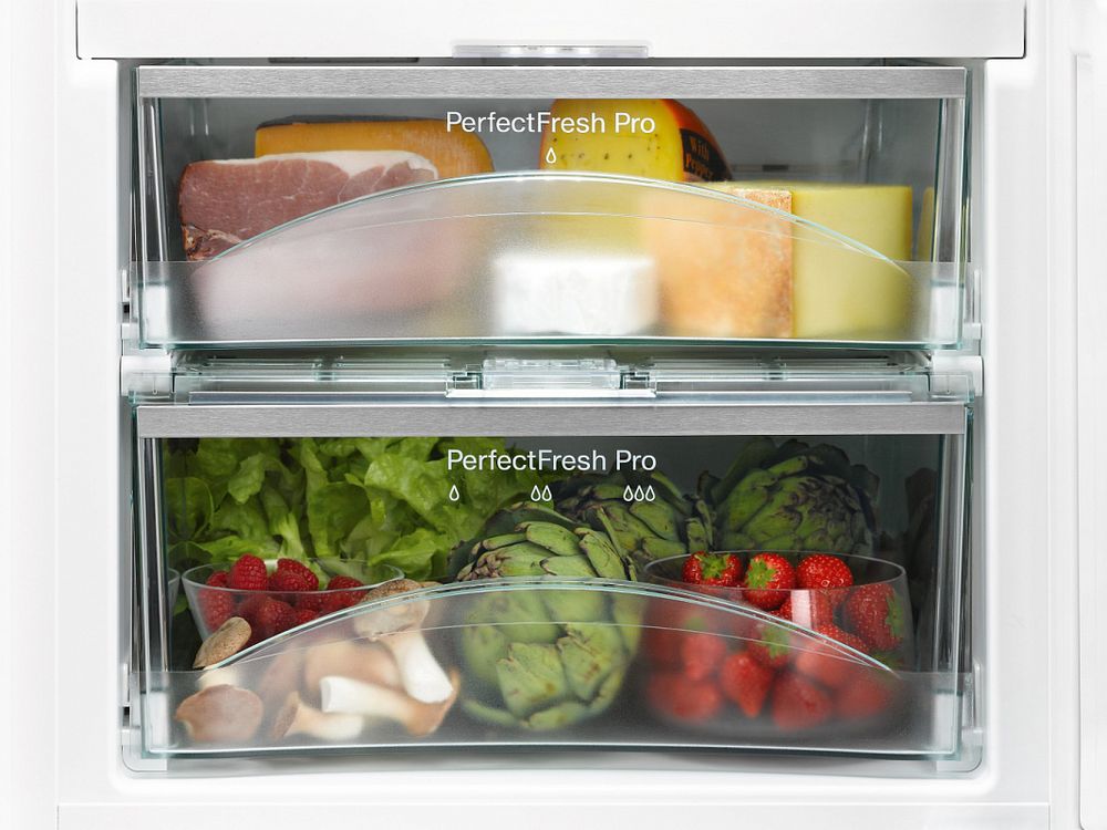 Встраиваемый холодильник MIELE KFN 37682 iD - ракурс 6