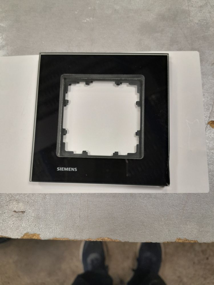 Розетки, выключатели SIEMENS LV 5TG1201-2 DELTA MIRO - ракурс 5