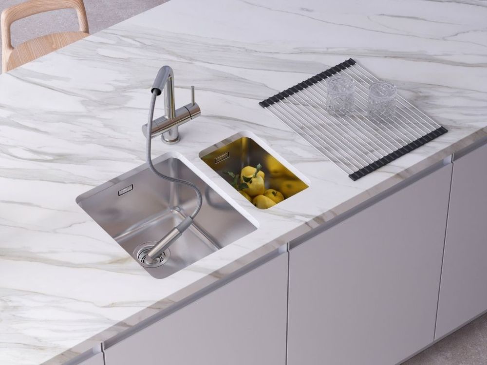 Кухонная мойка OMOIKIRI Tadzava 22-U/I-IN (4993734) - ракурс 2