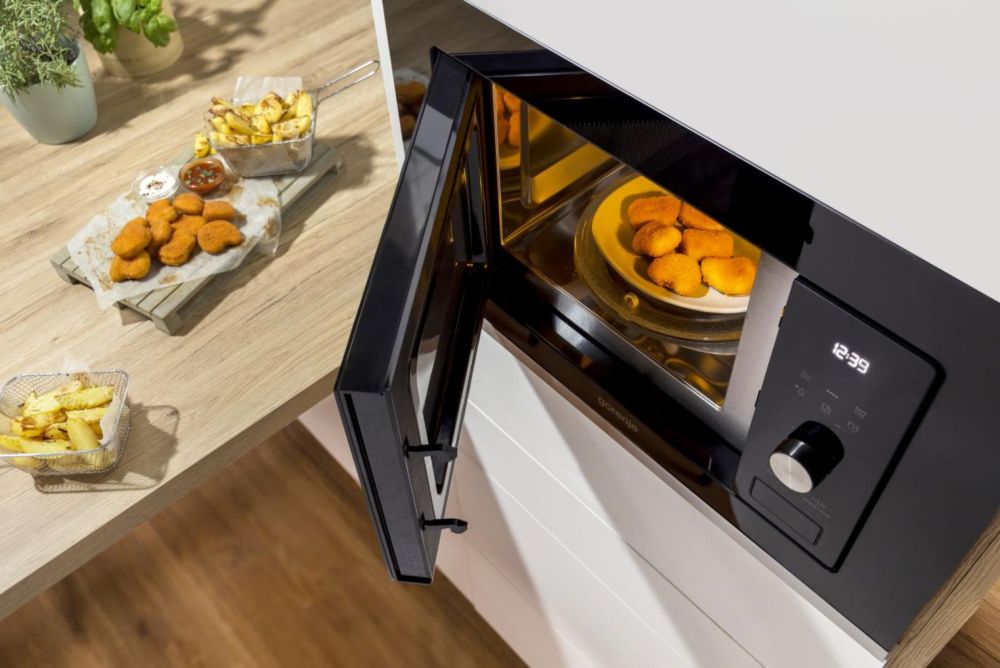 Встраиваемая микроволновая печь GORENJE BMX 201AG1BG - ракурс 6
