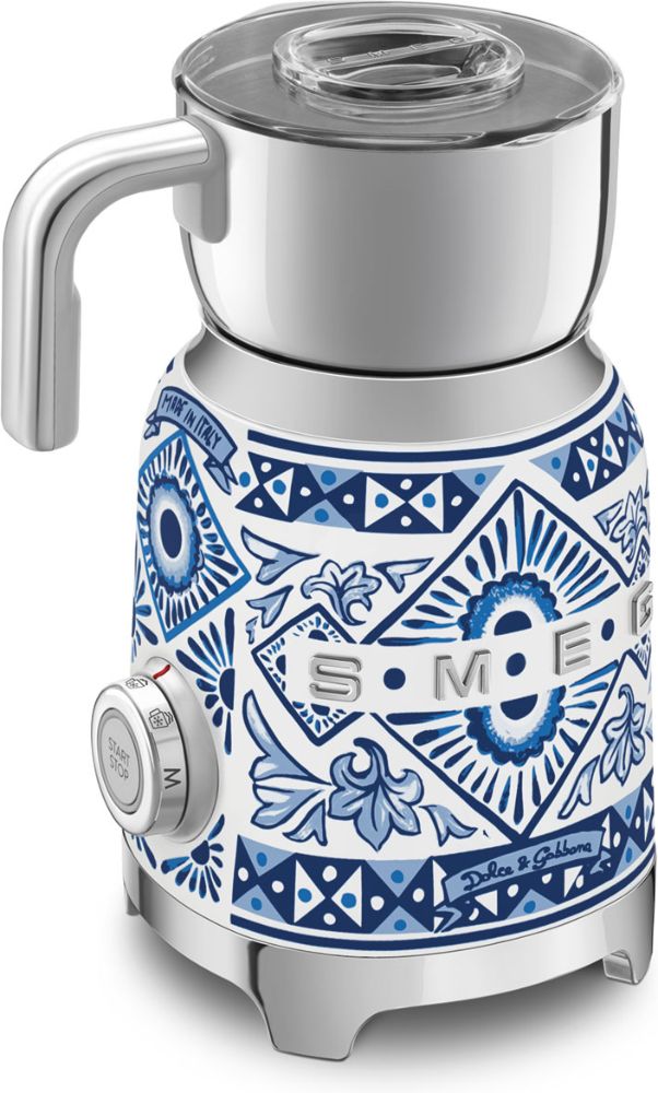Вспениватель молока SMEG MFF 01DGBEU - ракурс 4