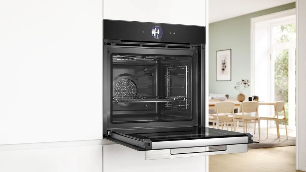 Электрический духовой шкаф BOSCH HBG 7764B1 - ракурс 4