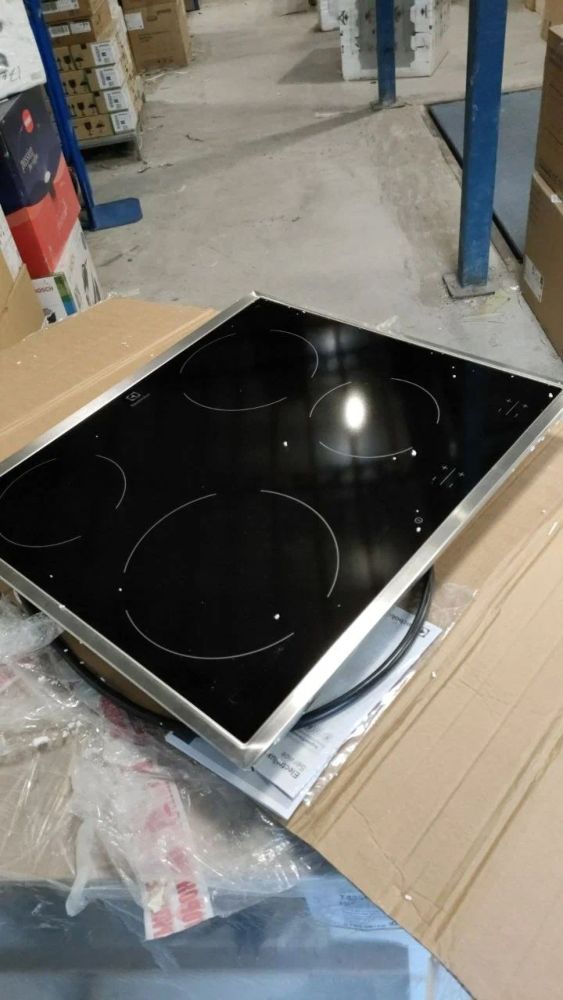 Электрическая варочная панель ELECTROLUX EHF 16240XK - ракурс 3