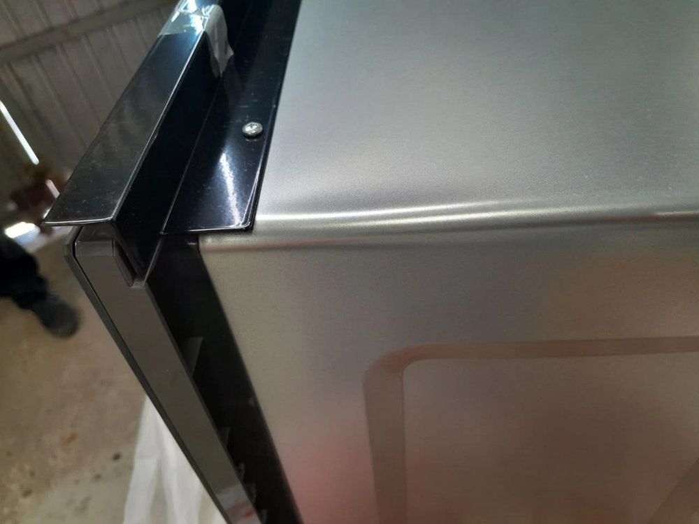 Встраиваемая микроволновая печь BOSCH BFL 520MB0 - ракурс 4
