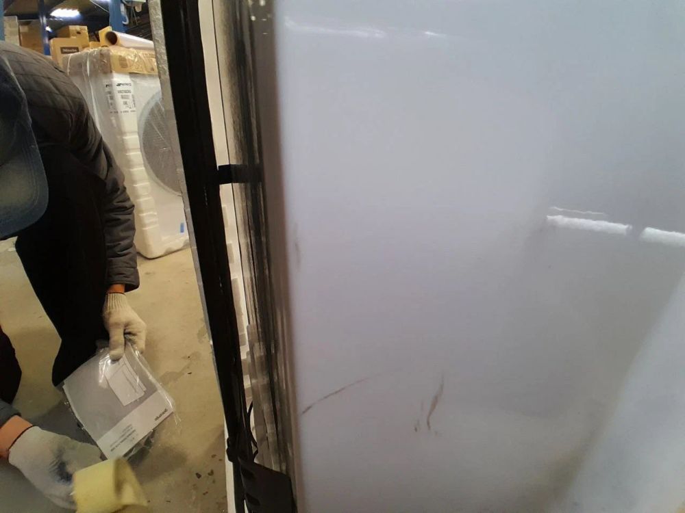 Встраиваемый холодильник GORENJE NRKI 418FA0 - ракурс 4