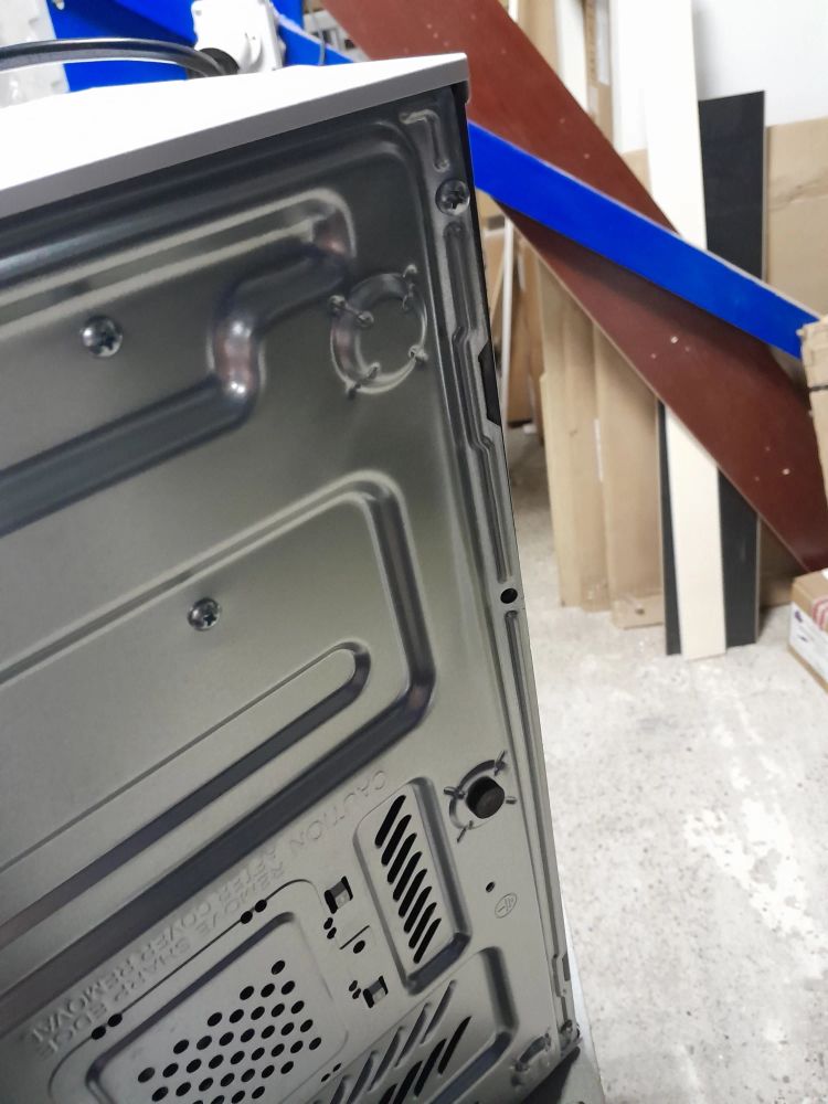 Микроволновая печь LG MW 23R35GIH - ракурс 4