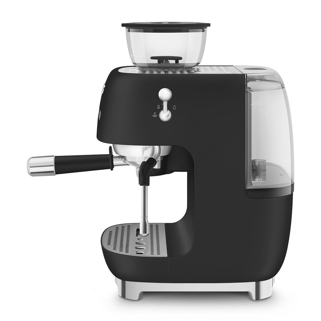 Автоматическая кофемашина SMEG EGF 03BLMEU - ракурс 2