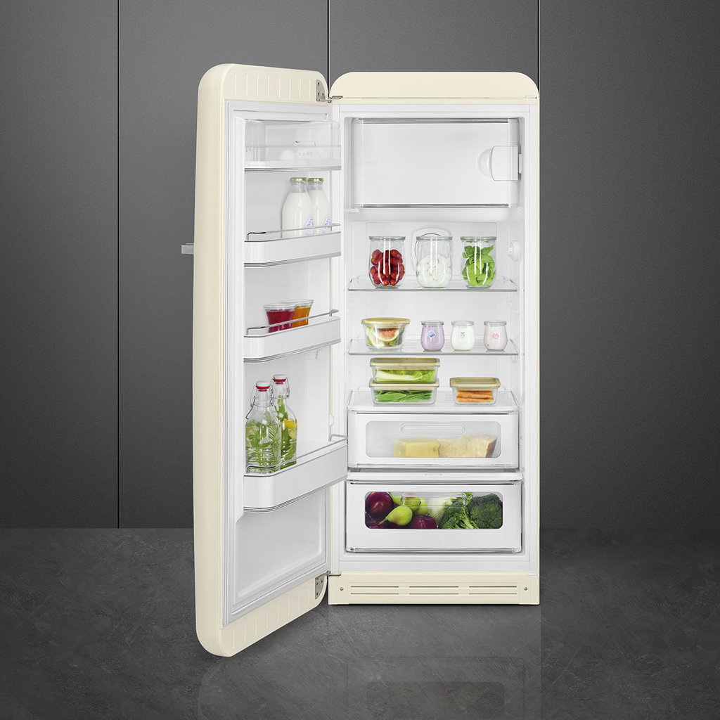 Холодильник SMEG FAB 28LCR6 - ракурс 3