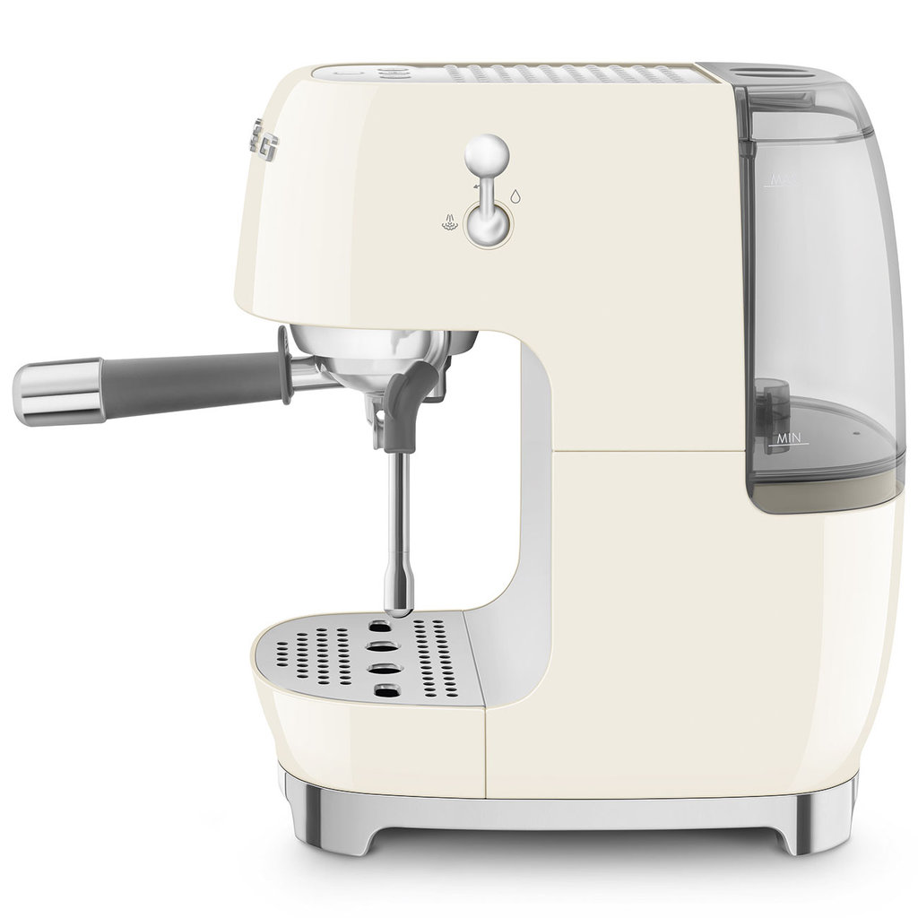 Рожковая кофеварка SMEG ECF 03CREU - ракурс 2