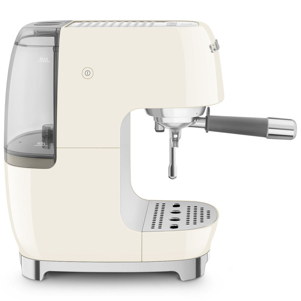 Рожковая кофеварка SMEG ECF 03CREU - ракурс 3