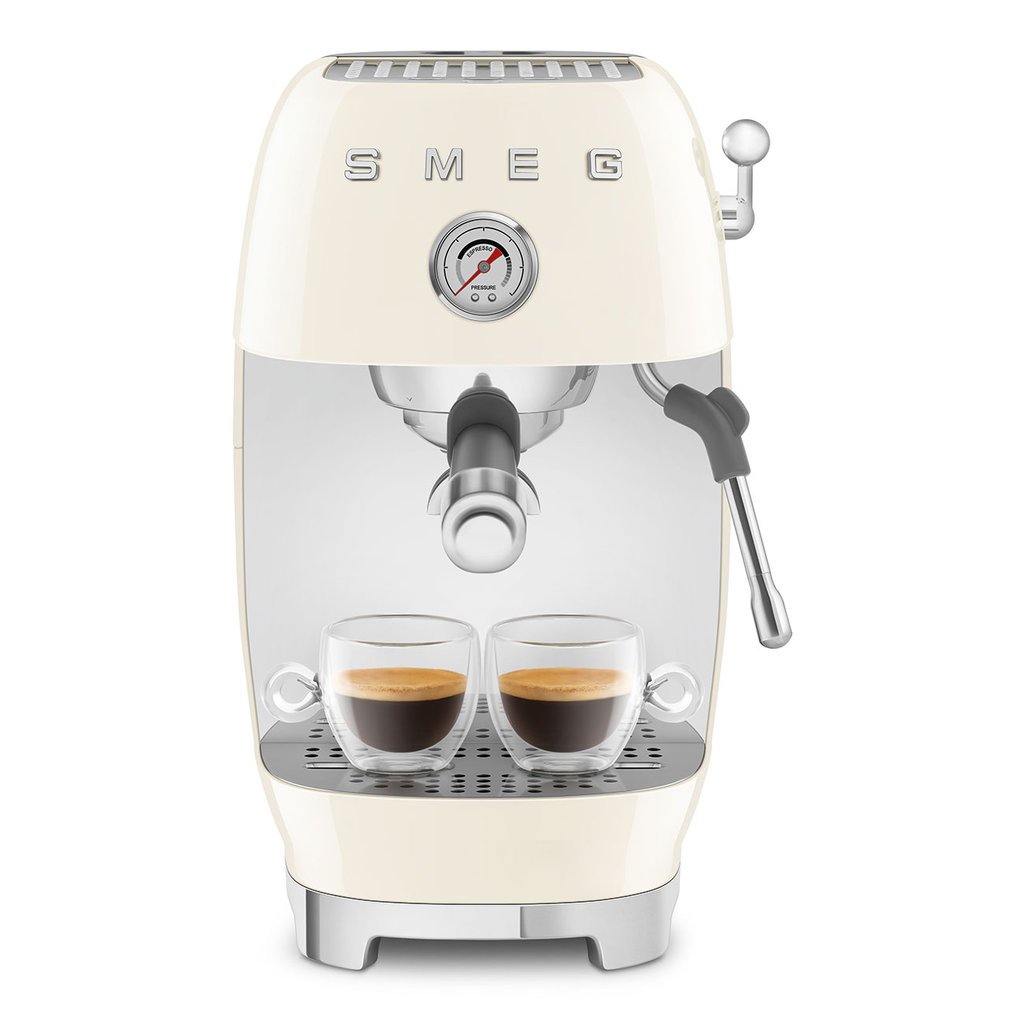 Рожковая кофеварка SMEG ECF 03CREU - ракурс 6