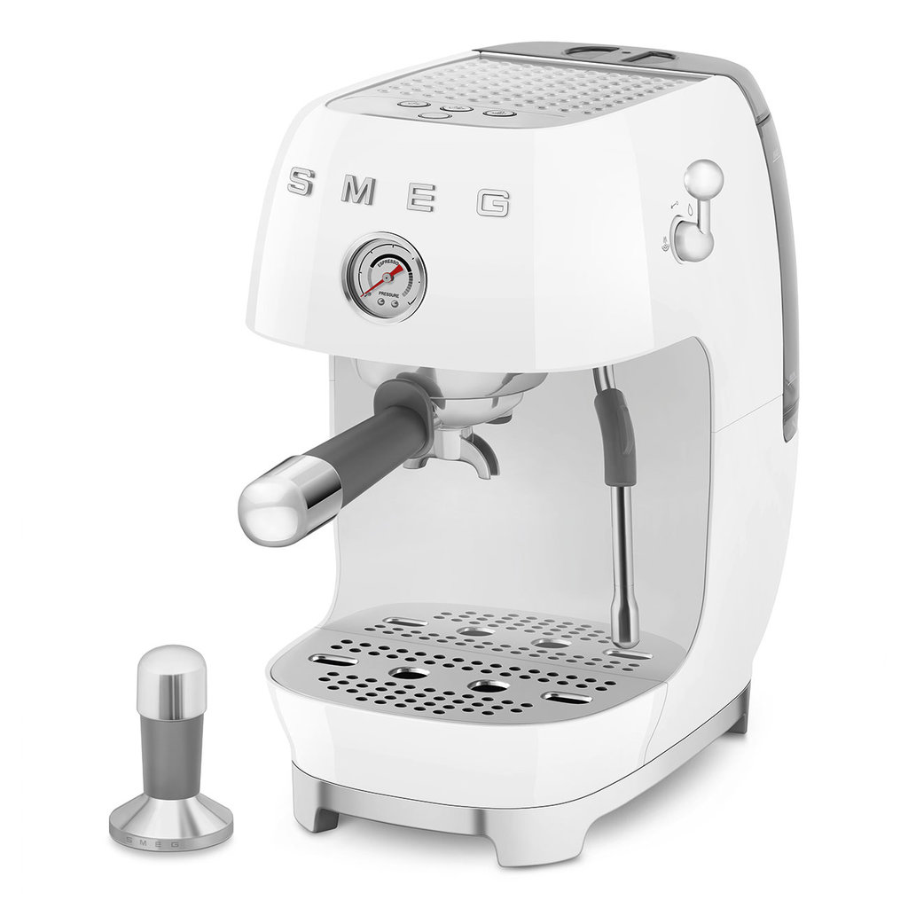 Рожковая кофеварка SMEG ECF 03WHEU - ракурс 4