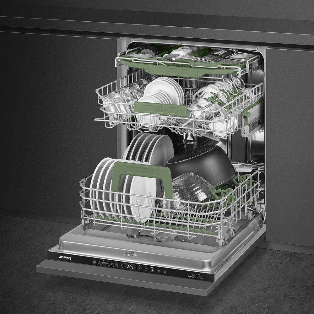 Встраиваемая посудомоечная машина SMEG STL 7332CL - ракурс 3