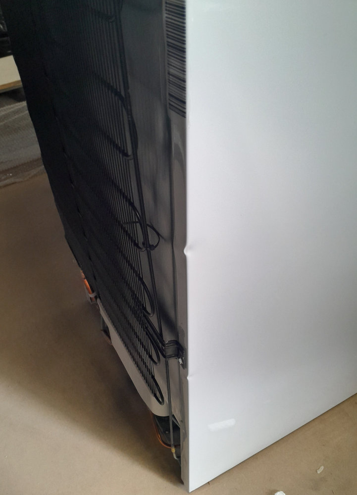 Встраиваемый холодильник SMEG C 8175TNE - ракурс 3