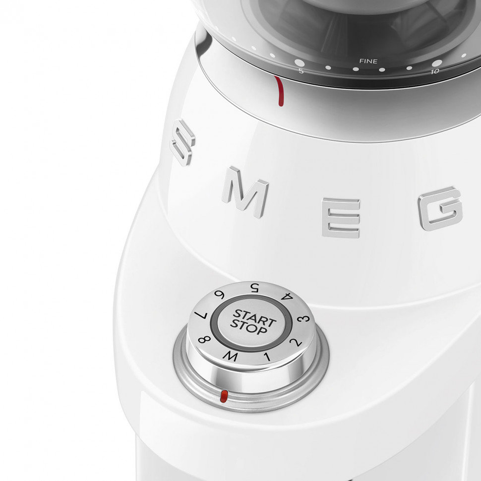 Кофемолка SMEG CGF 03WHEU - ракурс 7