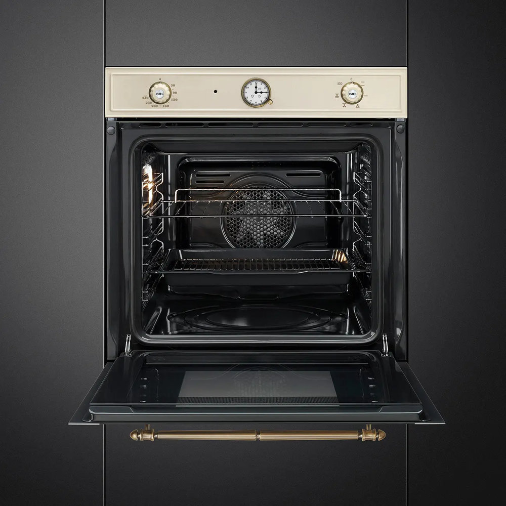 Электрический духовой шкаф SMEG SFP 67C1TPO - ракурс 4