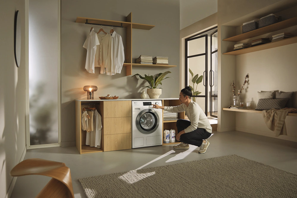 Полноразмерная стиральная машина MIELE WEG 895 WCS Chrome Edition - ракурс 4
