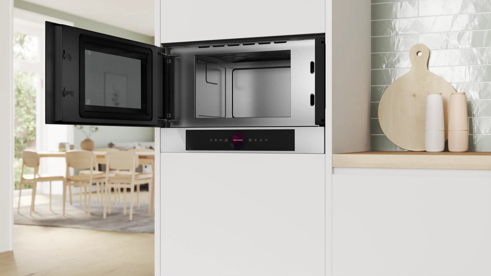 Встраиваемая микроволновая печь BOSCH BFL 7221W1 - ракурс 4