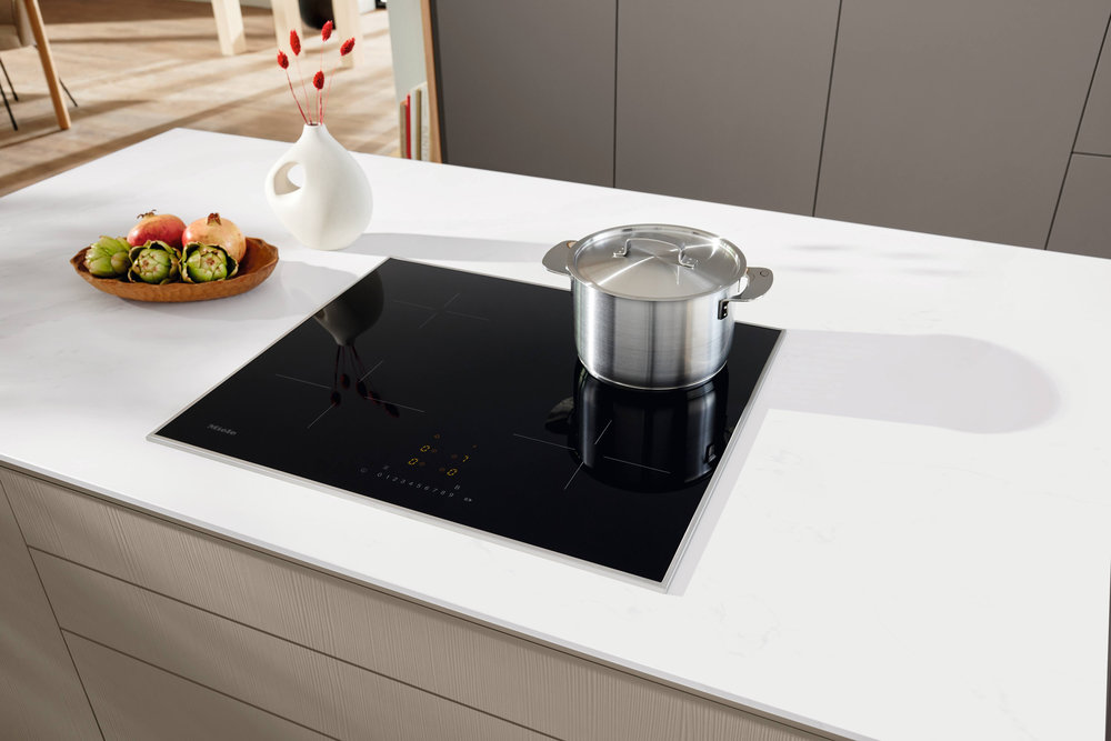 Индукционная варочная панель MIELE KM 7361 FR - ракурс 3