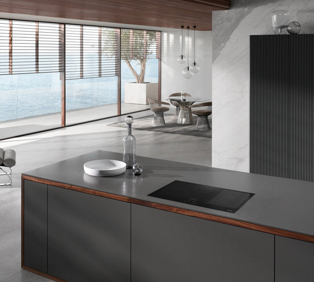 Индукционная варочная панель MIELE KM 7414 FX - ракурс 5