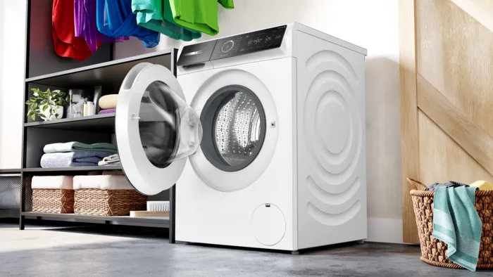 Полноразмерная стиральная машина BOSCH WGB 24400ME - ракурс 4