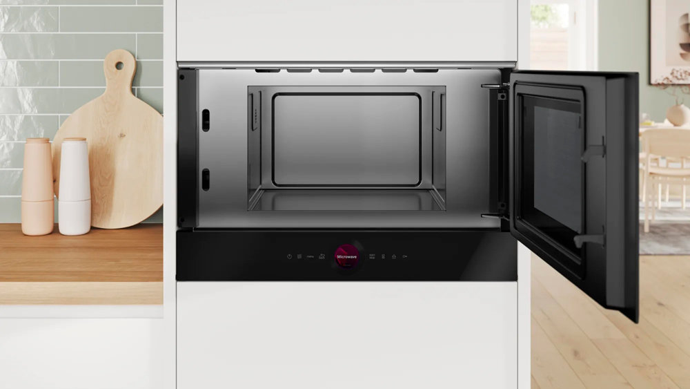 Встраиваемая микроволновая печь BOSCH BFR 9221B1 - ракурс 4