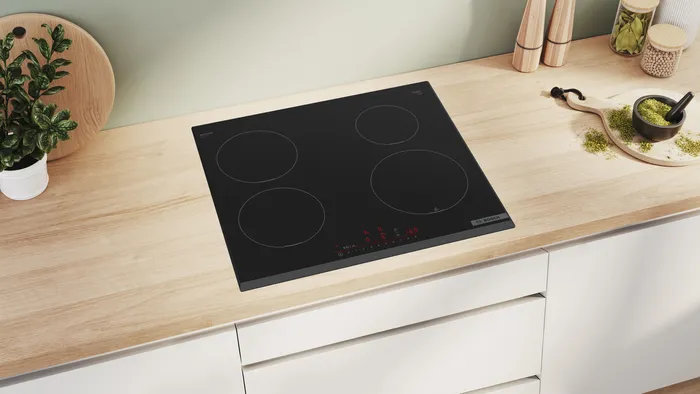 Индукционная варочная панель Bosch PIF 651HC1E - ракурс 3
