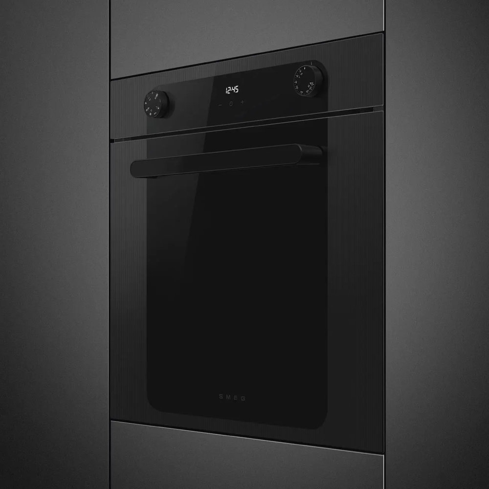 Электрический духовой шкаф SMEG SF 6200TB - ракурс 2