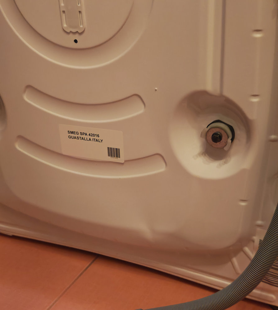 Узкая стиральная машина SMEG WM 3T60CRU - ракурс 5