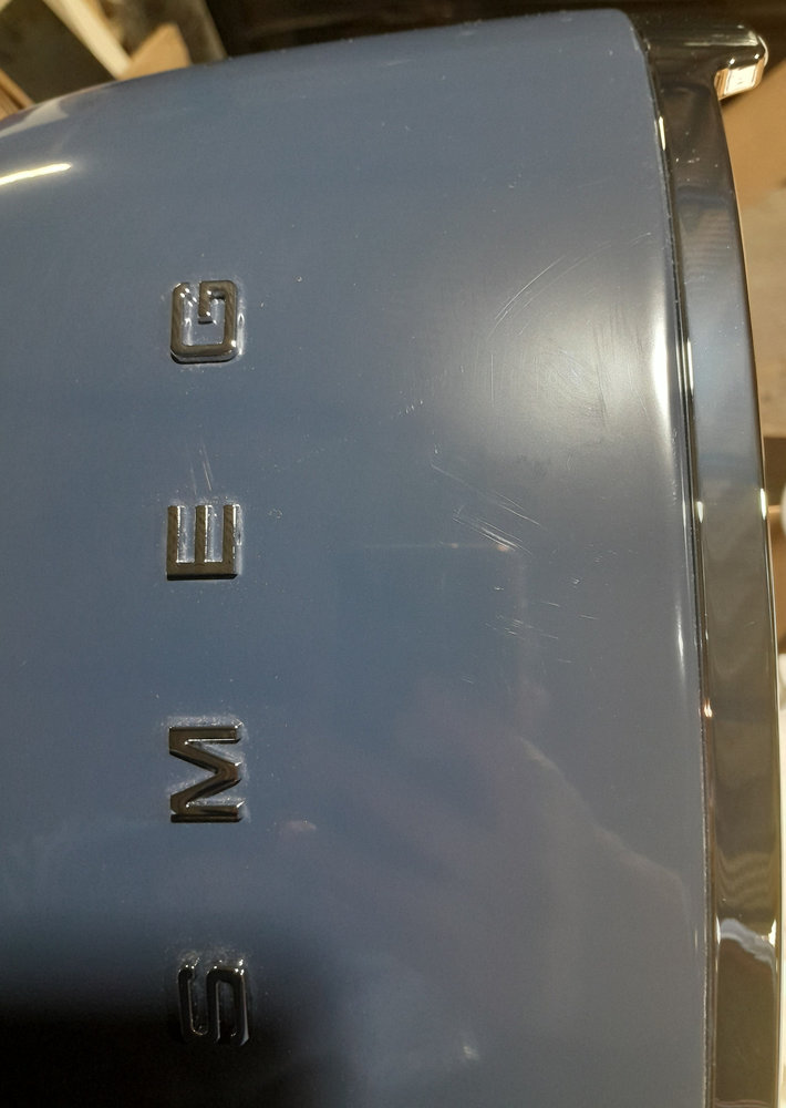 Тостер SMEG TSF 01NBEU - ракурс 2