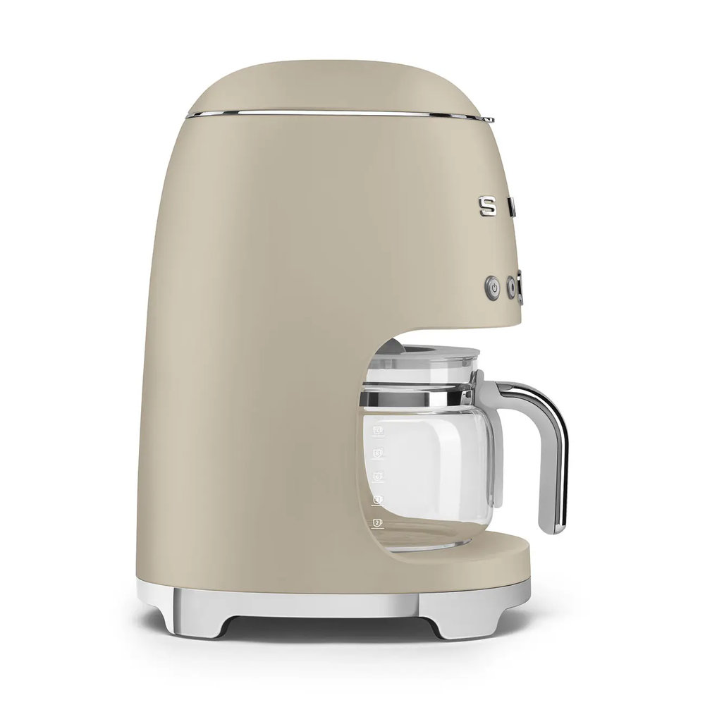Капельная кофеварка SMEG DCF 02MLMEU - ракурс 3
