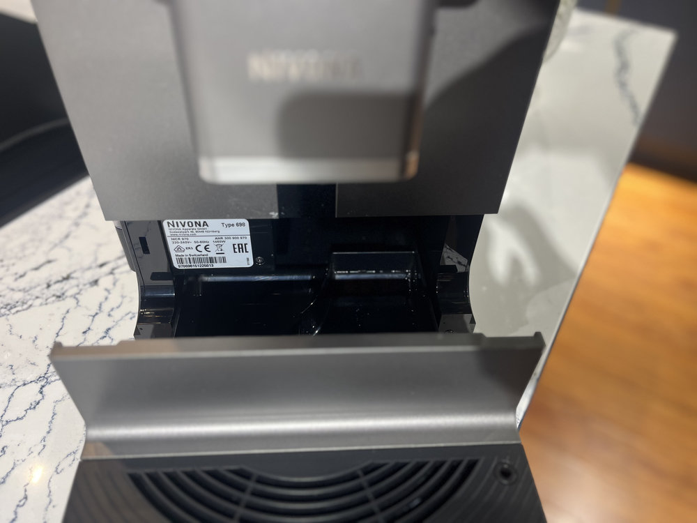 Автоматическая кофемашина NIVONA NICR 970 - ракурс 6