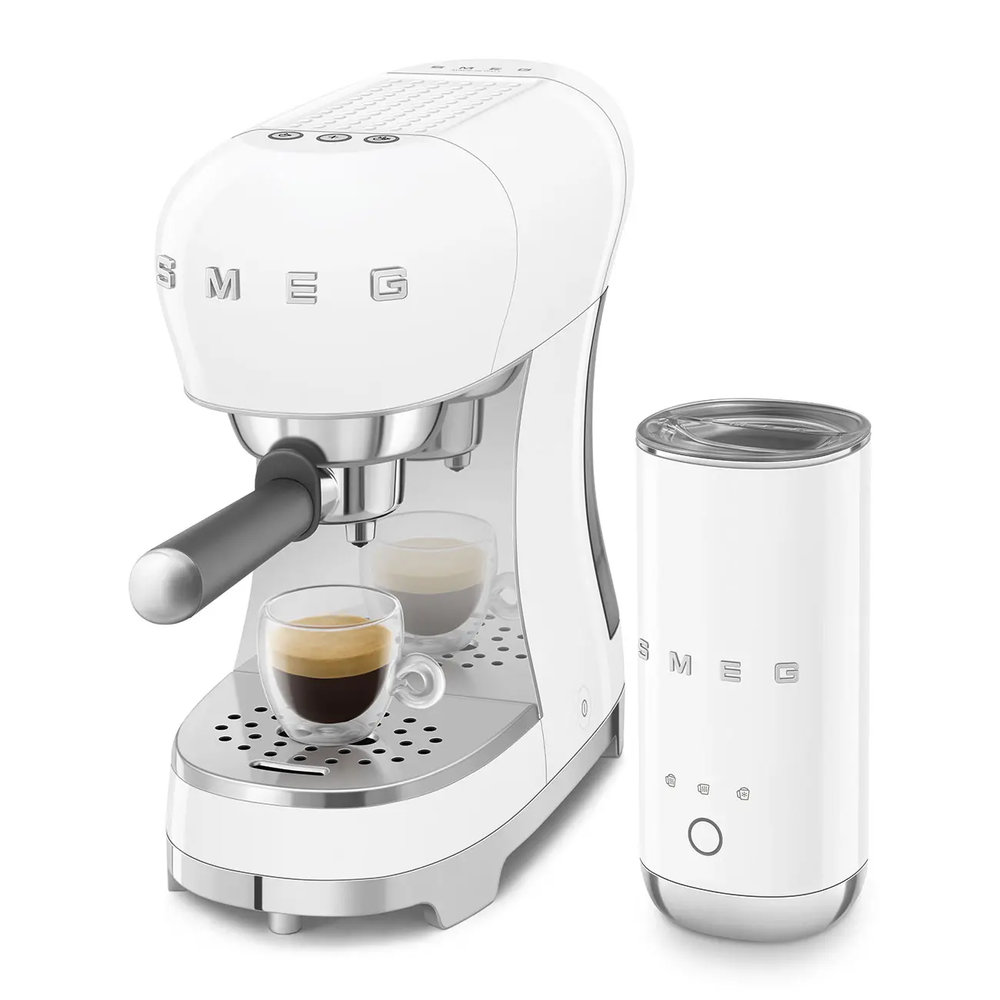Рожковая кофеварка SMEG ECF 12WHEU - ракурс 3