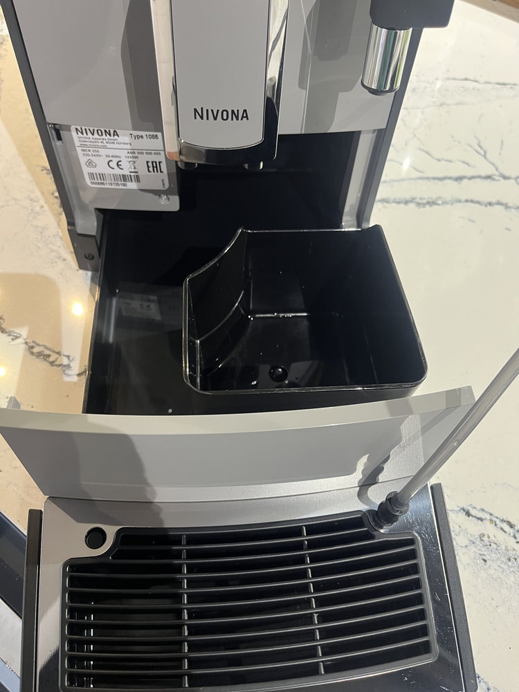 Автоматическая кофемашина NIVONA NICR 555 - ракурс 7