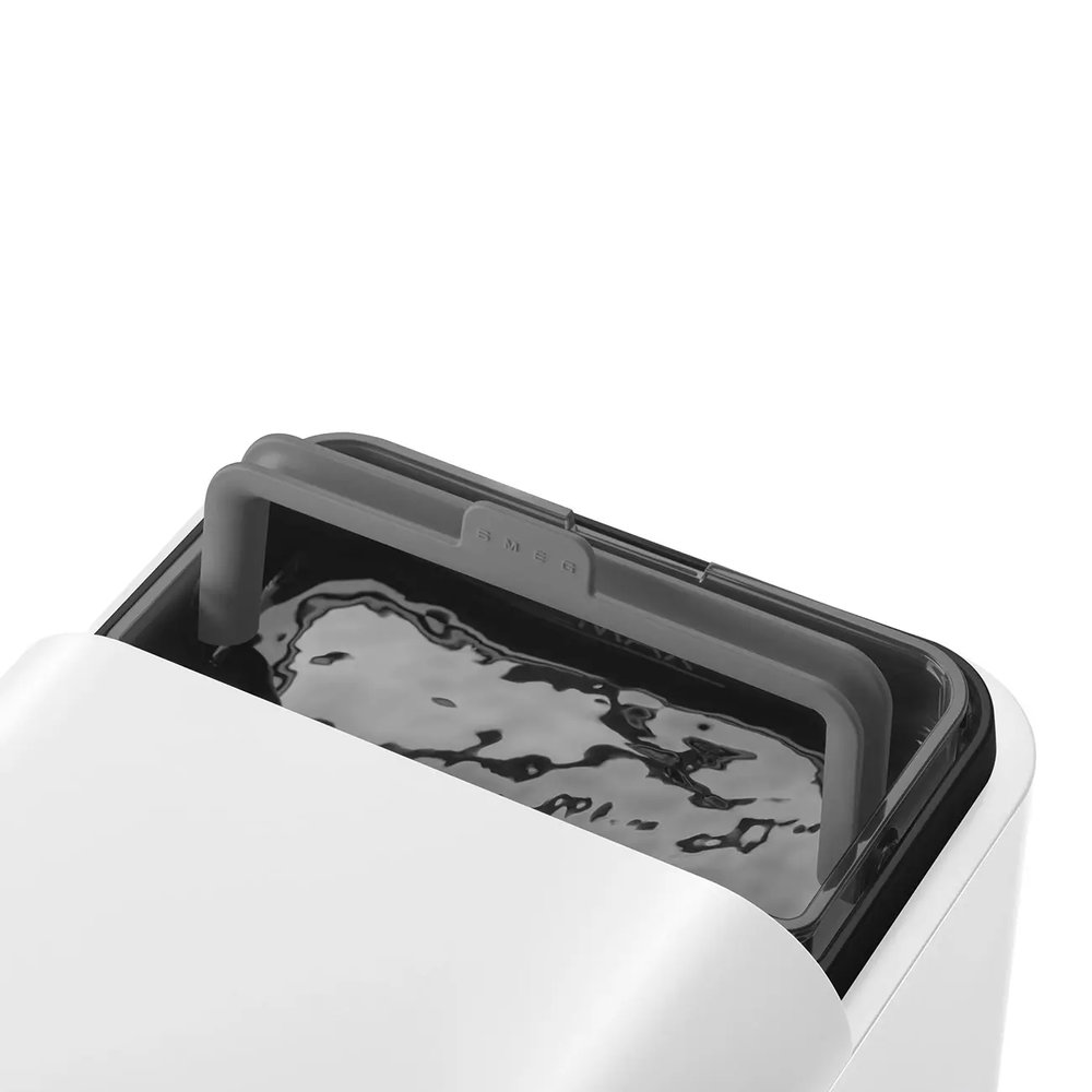 Автоматическая кофемашина SMEG BCC 12WHMEU - ракурс 7