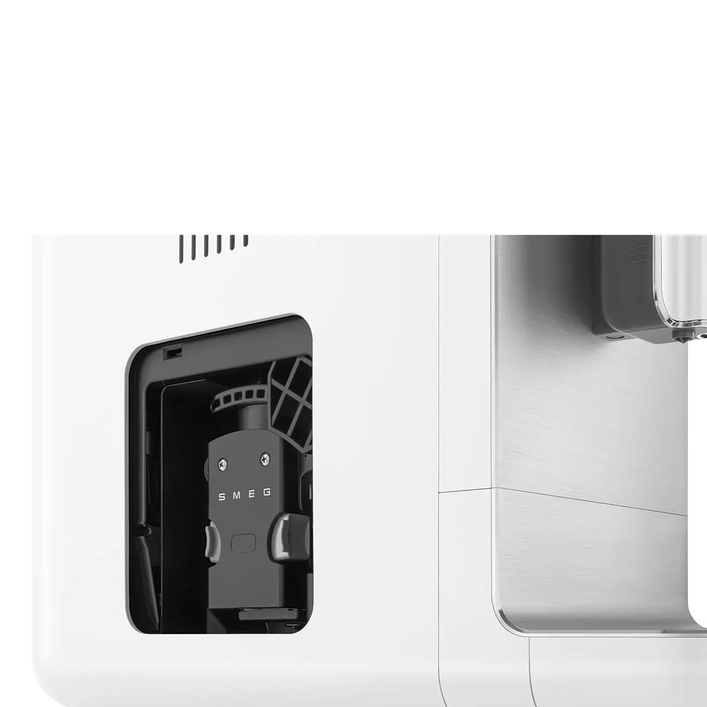 Автоматическая кофемашина SMEG BCC 12WHMEU - ракурс 8