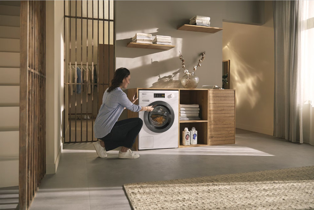 Стиральная машина MIELE WEA 125 WCS - ракурс 4